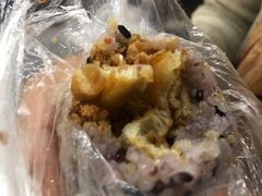 五谷杂饭团-芳婆糕团店(王府大街店)
