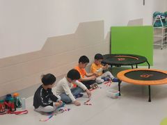 -金色雨林感统教育(北苑华贸天地店)