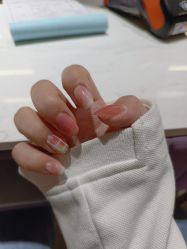 -孔雀手美甲美睫护理