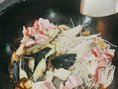 -边江铁锅炖鱼(振八街店)