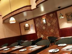 -玛格萝妮比萨屋(四平店)