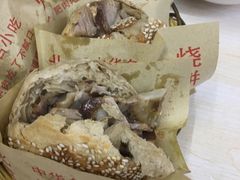 -洪峰浩老北京烧饼夹肉(角门路店)