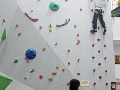 -龙景攀岩(海峡世茂广场店)