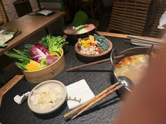 -三出山火锅(南京万象天地店)