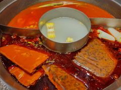 鸳鸯锅-巴邑火锅(江北万达店)