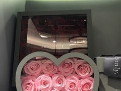 -ROSEONLY诺誓(青岛万象城店)