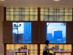 -蟹家大院 · 独揽江景(滨江店)