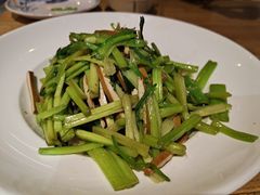 水芹香干-吴越荣记苏州菜·松鼠桂鱼100%活鱼现做(斜塘老街店)