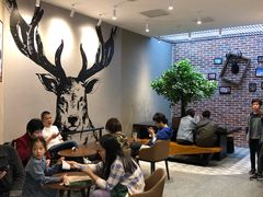 等位区-鹿角巷The Alley(龙湖天街店)