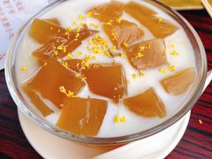 茉莉花水晶冰凉粉加蜂蜜-周大娘牛乳(旧寨古村总店)