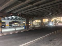 -国贸写字楼-1座地下停车场