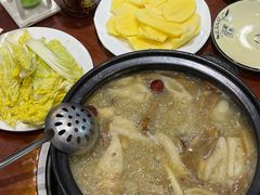 -菌之家·专业纯野生菌火锅·特色炒菌