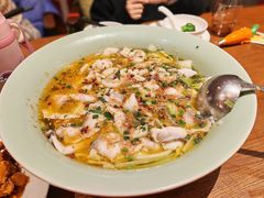 -巷子宽·酸菜鱼(迪士尼小镇店)