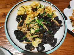 -东来菜馆•手抓海鲜家常菜•海鲜锅贴(鸽子窝店)