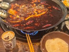 -黄潇洒老火锅(九眼桥宏济巷店)