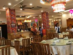 大堂-鹤乡东北菜(崮山路店)