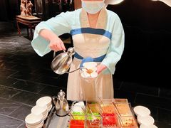 -余欢领鲜火锅(新街口店)