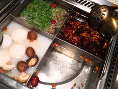 -海底捞火锅鲜切牛肉主题店(长寿路店)