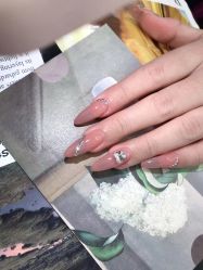 -十月·日式美甲美睫·纹眉