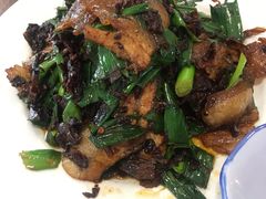盐菜回锅肉-天回镇何氏豆腐(总店)