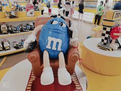 -m豆巧克力世界(上海世茂广场店)