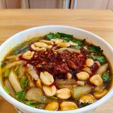 来一碗热腾腾的酸辣粉