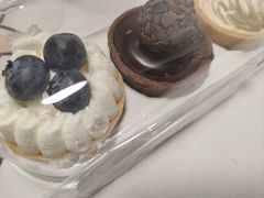 -红宝石·鲜奶小方·海派西点房(莘庄龙之梦店)