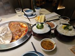 -左庭右院鲜牛肉火锅(浦江欢乐颂店)