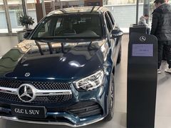 -上海星瀚奔驰4S店(红柳路店)