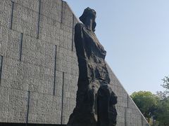 -侵华日军南京大屠杀遇难同胞纪念馆-停车场