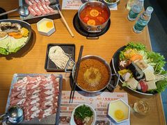 -呷哺呷哺(松北万象汇店)