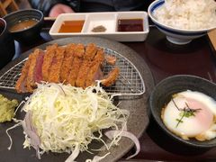 -牛カツ京都勝牛(河原町蛸薬師店)
