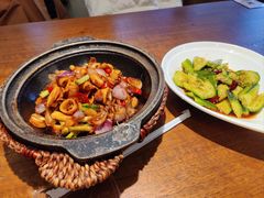 -乔街深夜食堂·小龙虾·高压锅生蚝(杭州总店)