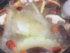 -花苑美食横琴生蚝火锅(拱北粤华路店)