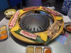 -玄希浪漫厨房·韩料烤肉(湖滨银泰in77店)
