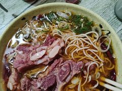 -冯烫烫跷脚牛肉·川菜小馆(武胜西街店)