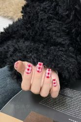 -桃色美甲沙龙