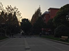 -复旦大学光华楼
