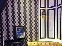 -皇马纯KTV·量贩·聚会(民治店)