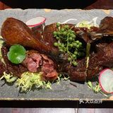 荣获2021米其林指南“陶醉馆”