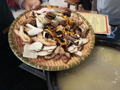 -草墩罗非鱼庄•野生菌•腊排骨(七星街上段店)