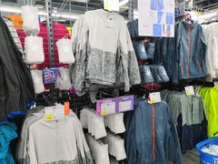 -迪卡侬(高新万达店)