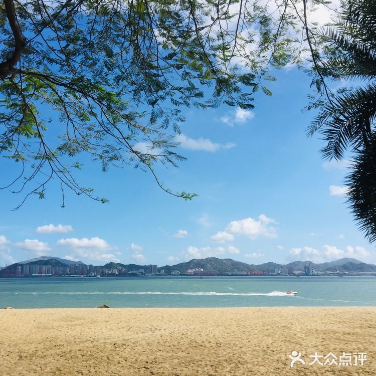 晴天下的鼓浪屿