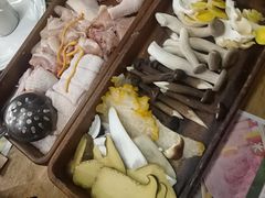 -菌小白火锅(时尚天河店)