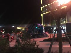 -东港湾大酒店-停车场