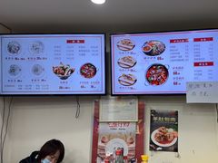 -金诚张妈妈羊汤·驴肉火烧(旧宫佳和园店)