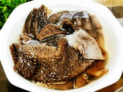 毛肚-九尺赵老四鲜鹅肠火锅