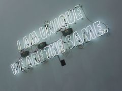 -UNI UNI(环亚凯瑟琳店)