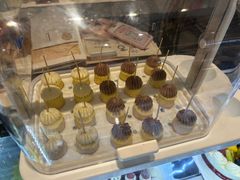 -花花卷卷·鲜食蛋糕(静安久光百货店)