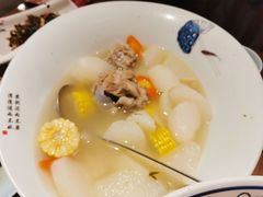 -有红鸡毛店·川菜(建设路店)